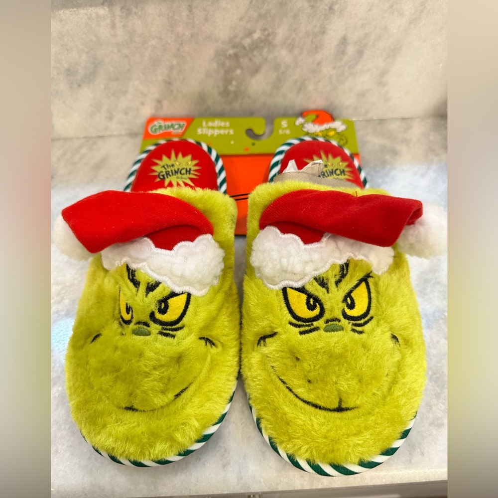 Grinch Ladies Green and Red Slippers with Santa Hat, Size Small  (5/6)